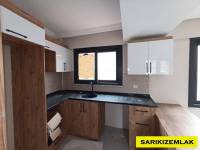 Edremit Sarıkız`dan Cumhuriyet`de Komple Tadilatlı Satılık 2+1